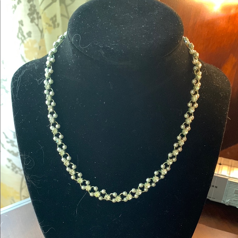 Elegant silver tone Beaded Necklace